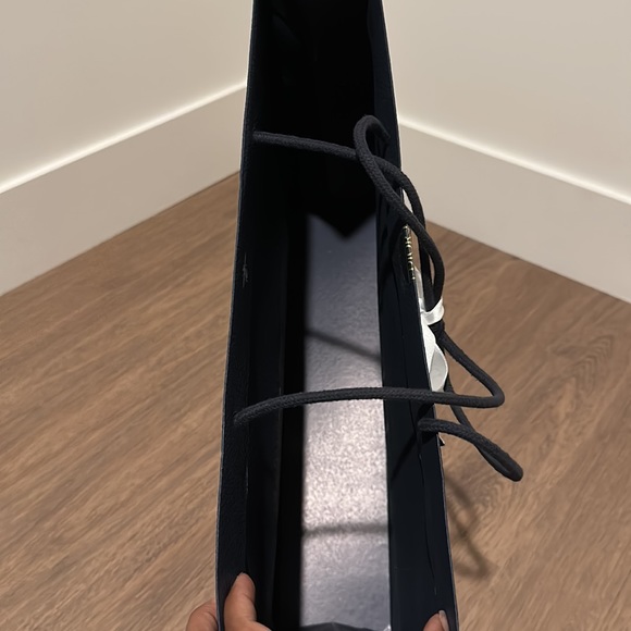 Dior empty shopping bag with ribbon and metal star - Picture 6 of 7